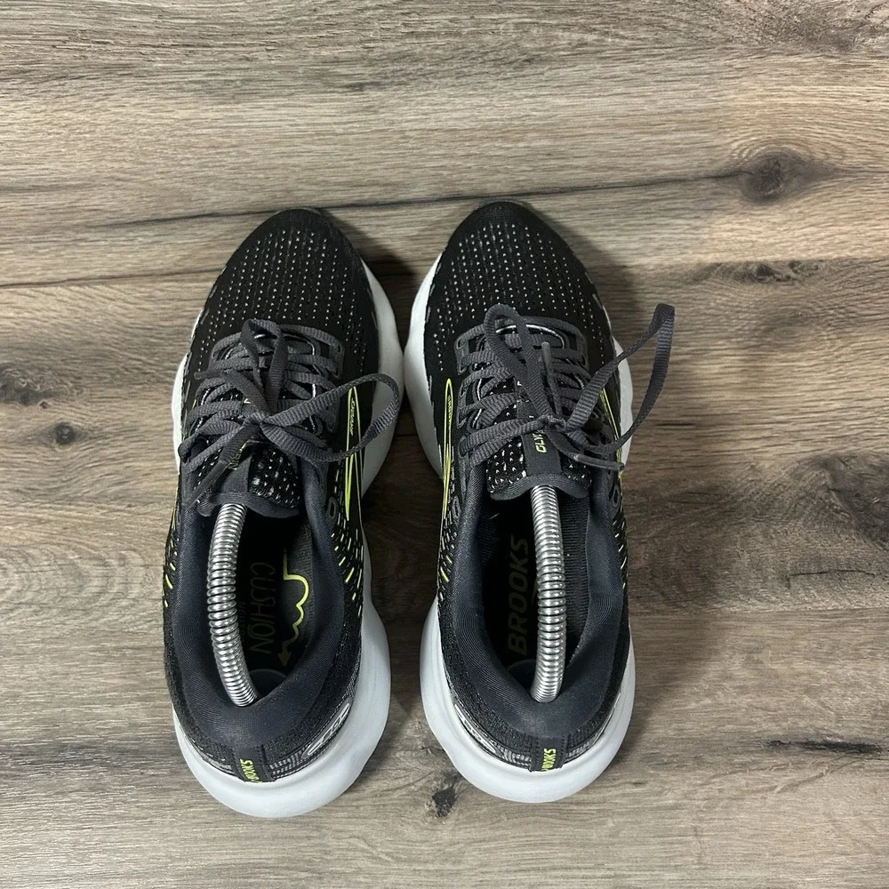 Brooks Glycerin 20 Men's Size 8 B  Running Shoes gray Yellow